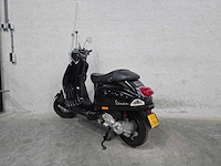 Vespa - bromscooter - s50 4t - 45km uitvoering f167rv - afbeelding 6 van  8