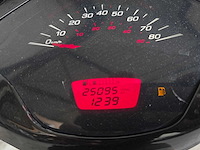 Vespa - bromscooter - sprint 4t - 45km uitvoering dfp41b - afbeelding 8 van  8