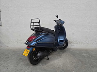 Vespa - bromscooter - sprint 4t - 45km uitvoering dhj19t - afbeelding 5 van  8