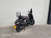 Vespa - bromscooter - sprint 4t - 45km uitvoering - afbeelding 5 van  7
