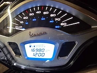 Vespa - bromscooter - sprint 4t - 45km uitvoering - afbeelding 7 van  7