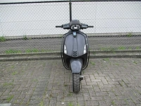 Vespa - bromscooter - sprint 4t - scooter - afbeelding 6 van  12