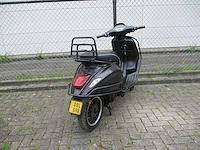Vespa - bromscooter - sprint 4t - scooter - afbeelding 10 van  12