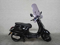 Vespa - bromscooter - sprint 4t sport - 45km uitvoering dpf74f - afbeelding 2 van  7