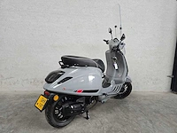 Vespa - bromscooter - sprint 4t sport - 45km uitvoering drk19t - afbeelding 5 van  7