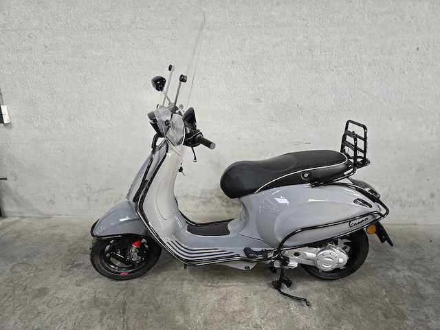Vespa - bromscooter - sprint 4t sport - 45km uitvoering drt67v - afbeelding 1 van  9