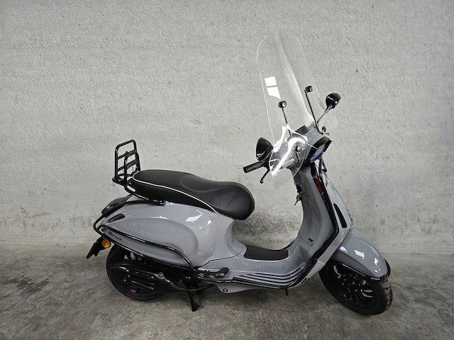 Vespa - bromscooter - sprint 4t sport - 45km uitvoering drt67v - afbeelding 2 van  9