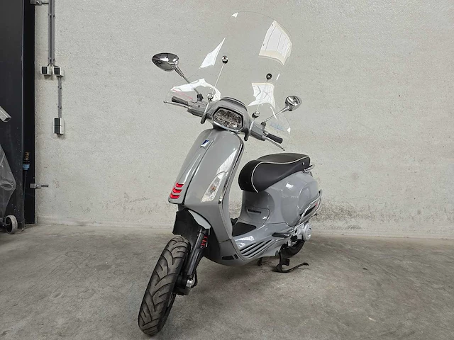 Vespa - bromscooter - sprint 4t sport - 45km uitvoering drv38z - afbeelding 3 van  8