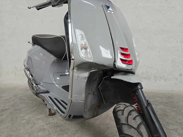 Vespa - bromscooter - sprint 4t sport - 45km uitvoering drv38z - afbeelding 5 van  8
