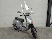 Vespa - bromscooter - sprint 4t sport - 45km uitvoering drv38z - afbeelding 4 van  8