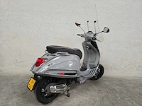 Vespa - bromscooter - sprint 4t sport - 45km uitvoering drv38z - afbeelding 7 van  8