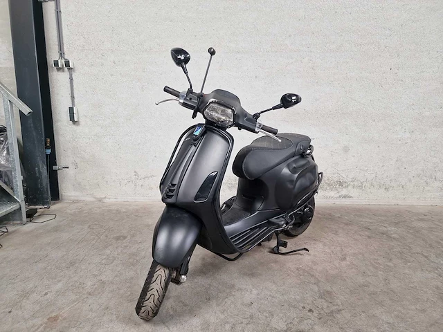 Vespa - bromscooter - sprint 4t sport - 45km uitvoering dtn63b - afbeelding 3 van  7