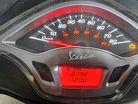Vespa - bromscooter - sprint 4t sport - 45km uitvoering dtn63b - afbeelding 7 van  7