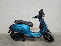 Vespa - bromscooter - sprint 4t sport - 45km uitvoering dvr03x - afbeelding 2 van  7