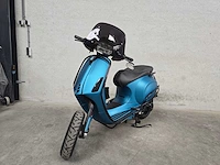 Vespa - bromscooter - sprint 4t sport - 45km uitvoering dvr03x - afbeelding 3 van  7