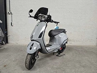 Vespa - bromscooter - sprint 4t sport - 45km uitvoering dzv34v - afbeelding 3 van  9