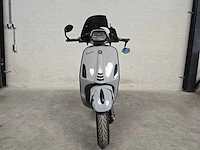 Vespa - bromscooter - sprint 4t sport - 45km uitvoering dzv34v - afbeelding 4 van  9