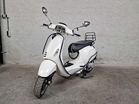 Vespa - bromscooter - sprint 50 - 4t 45km uitvoering fkf33n - afbeelding 3 van  7
