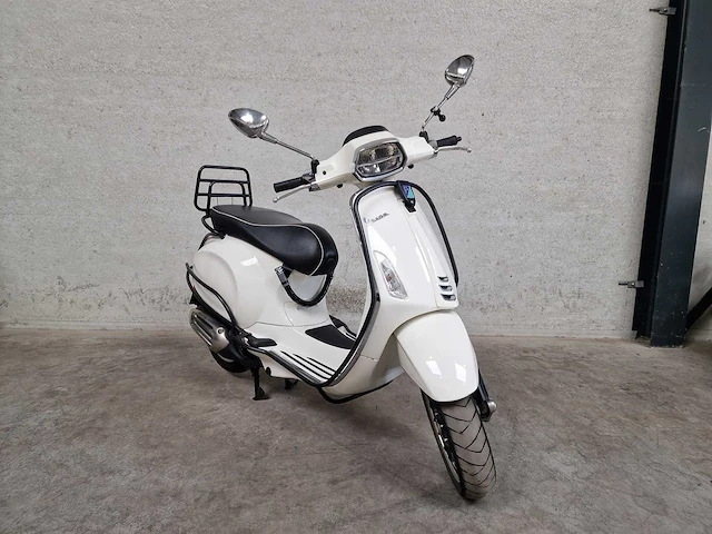 Vespa - bromscooter - sprint 50 - 4t 45km uitvoering fkf33n - afbeelding 4 van  7