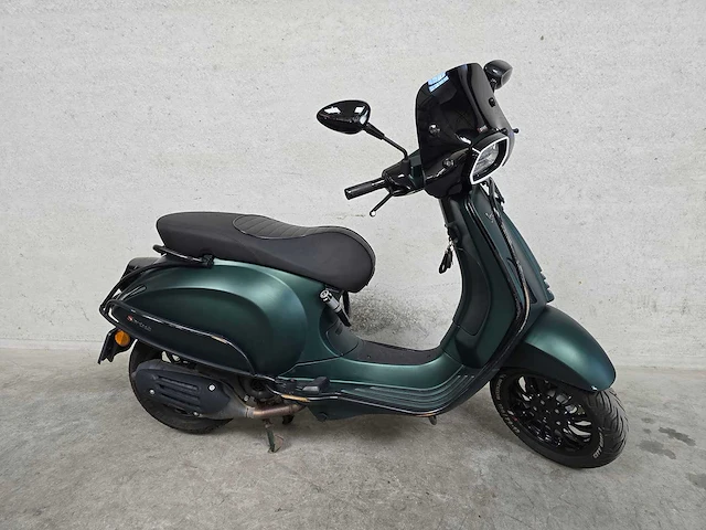 Vespa - bromscooter - sprint 50 - 4t 45km uitvoering - afbeelding 1 van  6