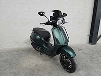 Vespa - bromscooter - sprint 50 - 4t 45km uitvoering - afbeelding 2 van  6