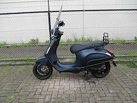 Vespa - bromscooter - sprint custom 4t - scooter - afbeelding 1 van  11