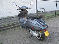 Vespa - bromscooter - sprint sport 4t - scooter - afbeelding 2 van  11