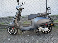 Vespa - bromscooter - sprint sport 4t - scooter - afbeelding 1 van  11