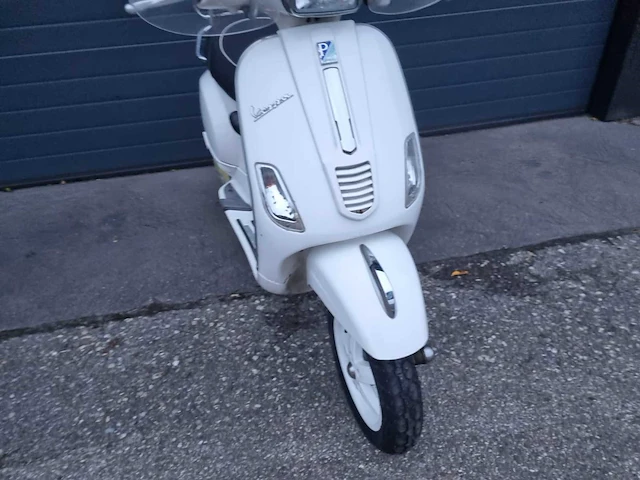 Vespa - c38 - snorfietsen & snorscooters - afbeelding 5 van  13