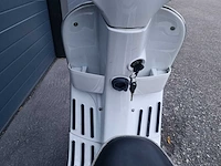 Vespa - c38 - snorfietsen & snorscooters - afbeelding 8 van  13
