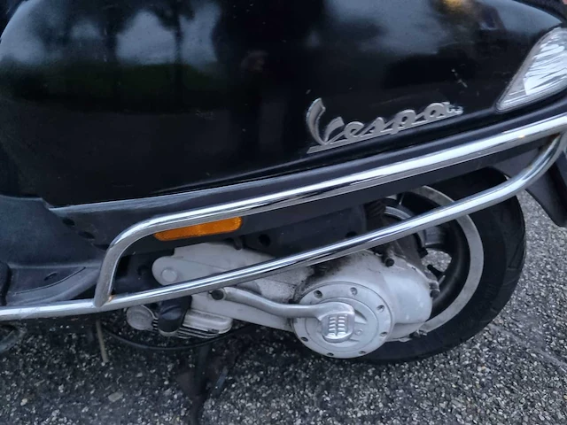 Vespa - c38 - snorfietsen & snorscooters - afbeelding 11 van  12
