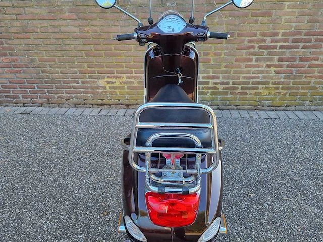 Vespa - c38 - snorfietsen & snorscooters - afbeelding 3 van  15