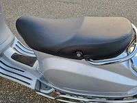 Vespa - c38 - snorfietsen & snorscooters - afbeelding 5 van  11