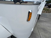 Vespa - drafts - ape - e-scooter foodtruck 2025 - afbeelding 8 van  24