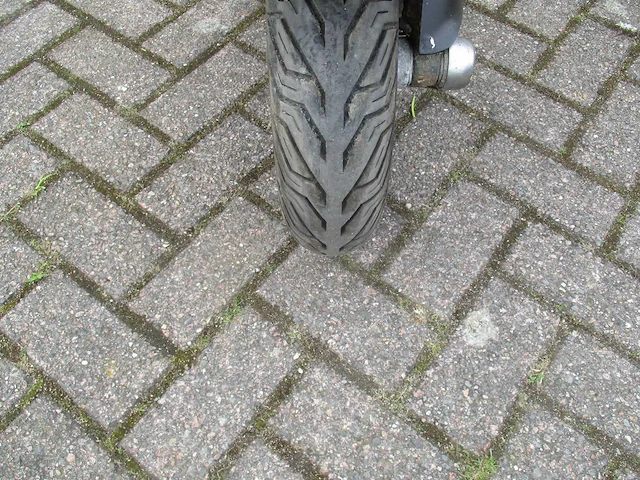 Vespa - snorscooter - et-2 - scooter - afbeelding 6 van  11