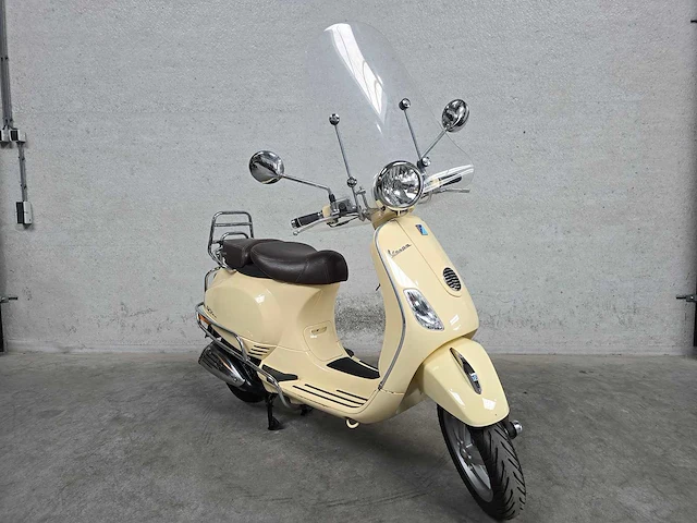 Vespa - snorscooter - lx 4t - 25km uitvoering f836ph - afbeelding 4 van  7