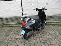 Vespa - snorscooter - lx 50 2 tact - scooter - afbeelding 4 van  9