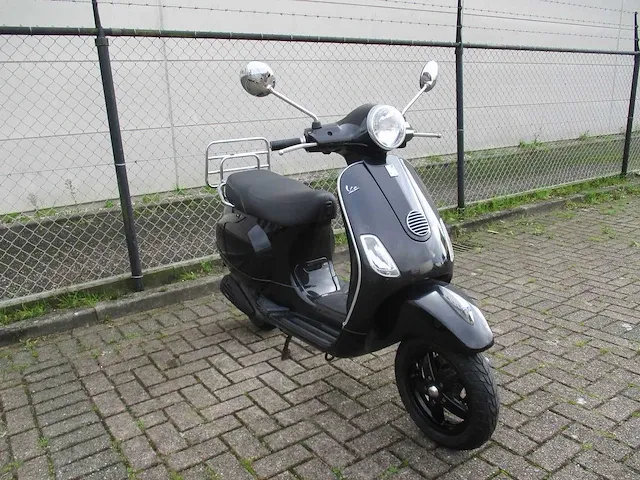 Vespa - snorscooter - lx 50 2 tact - scooter - afbeelding 5 van  9