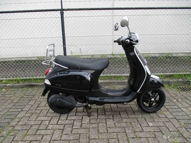 Vespa - snorscooter - lx 50 2 tact - scooter - afbeelding 6 van  9