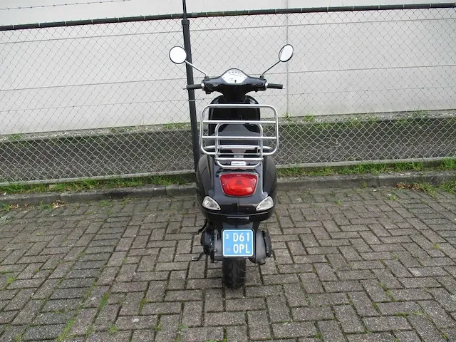 Vespa - snorscooter - lx 50 2 tact - scooter - afbeelding 7 van  9