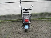 Vespa - snorscooter - lx 50 2 tact - scooter - afbeelding 7 van  9