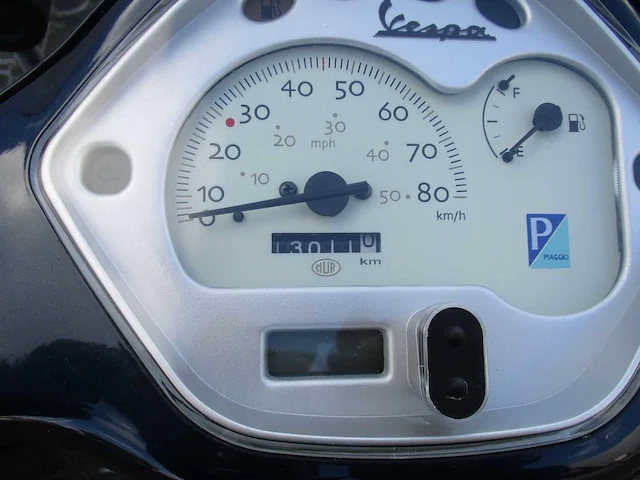 Vespa - snorscooter - lx 50 2 takt - scooter - afbeelding 3 van  11