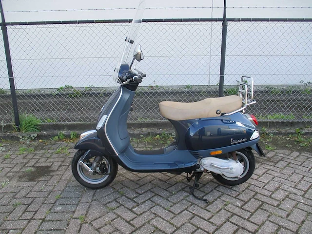 Vespa - snorscooter - lx 50 2 takt - scooter - afbeelding 1 van  11