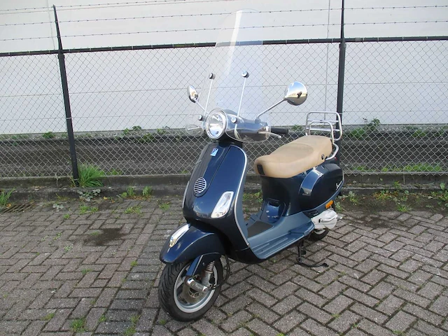 Vespa - snorscooter - lx 50 2 takt - scooter - afbeelding 4 van  11