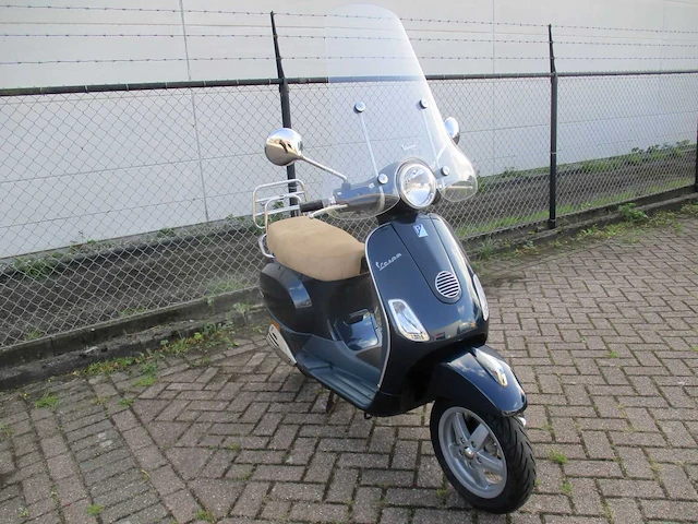 Vespa - snorscooter - lx 50 2 takt - scooter - afbeelding 7 van  11