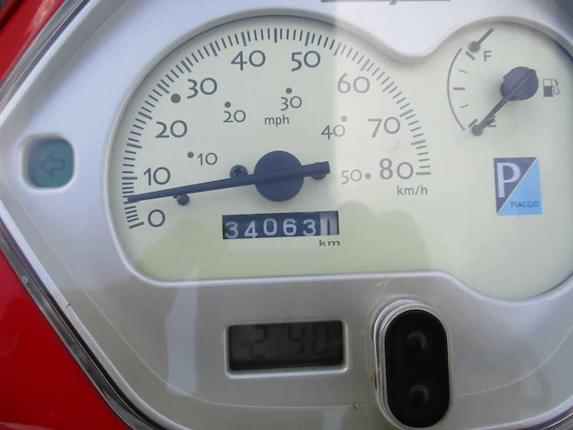 Vespa - snorscooter - lx 50 4t - scooter - afbeelding 3 van  11