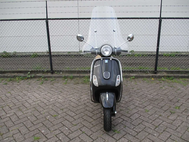 Vespa - snorscooter - lx 50 4t - scooter - afbeelding 5 van  11