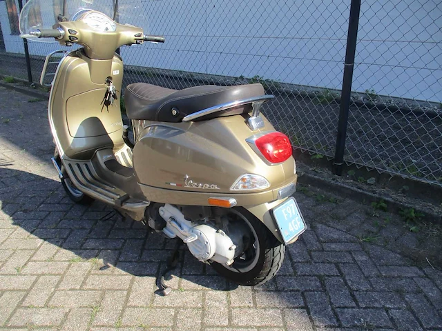 Vespa - snorscooter - lx 50 gold touring 4t - scooter - afbeelding 2 van  11