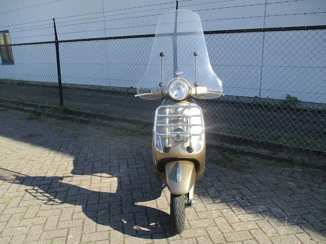 Vespa - snorscooter - lx 50 gold touring 4t - scooter - afbeelding 5 van  11
