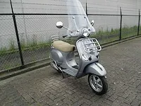 Vespa - snorscooter - lx 50 touring 4t - scooter - afbeelding 7 van  11